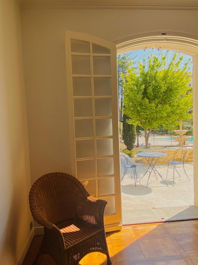 Tempat Tidur & Sarapan Agrippa Orange (Vaucluse)